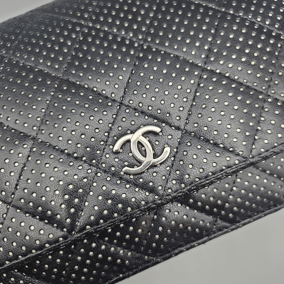 🖤CHANEL Bag🖤 - Picture 8 of 17